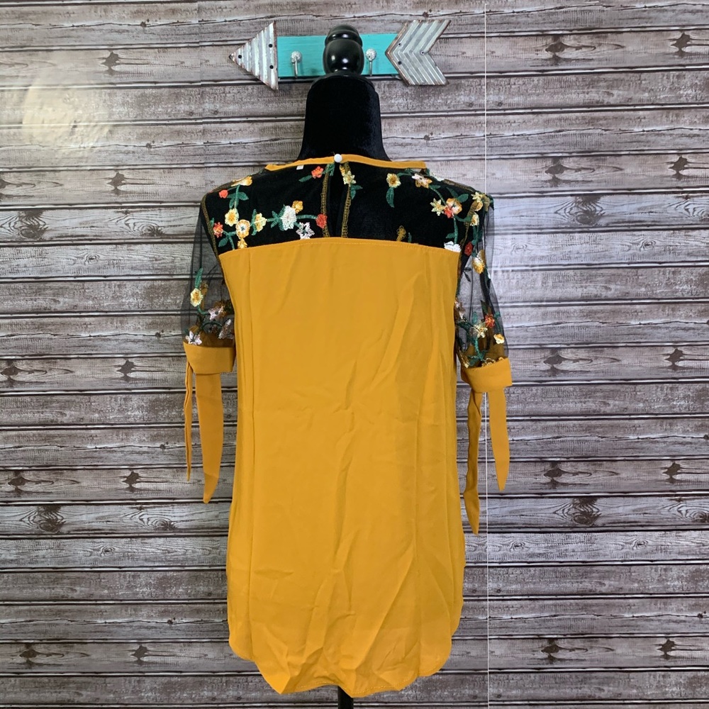 Mustard Floral Blouse - Picture 6 of 9